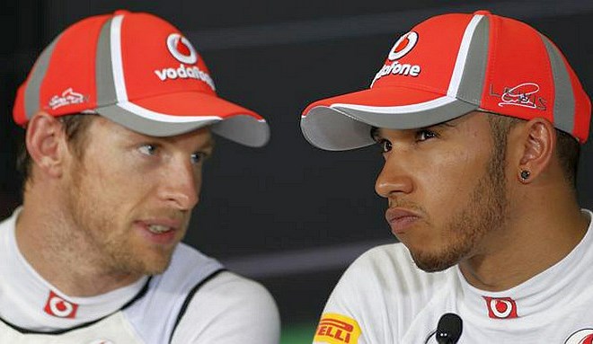 Bo Button uslišal želje McLarna, da bi v nadaljevanju sezone pomagal Hamiltonu?