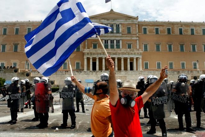 Grčija mora varčevati, ljudje vedno bolj nezadovoljni. Se obetajo novi protesti?