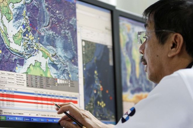 Močan potres na Filipinih sprožil plazove, zahteval eno žrtev