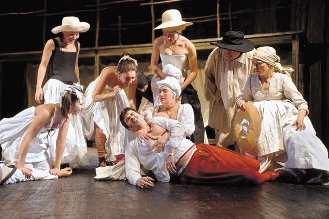 Festival Ex Ponto bo odprla predstava Don Juan v režiji bolgarskega režiserja Aleksandra Morofova, ki ga imenujejo uničevalec...