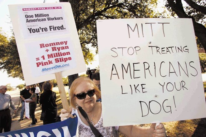 Jezni Američani so pričakali Romneyja v Dallasu in mu sporočili, naj jih ne obravnava kot lastnega psa.
