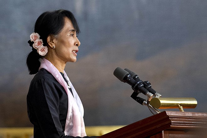 Tudi Aung San Suu Kyi za izpustitev Pussy Riot