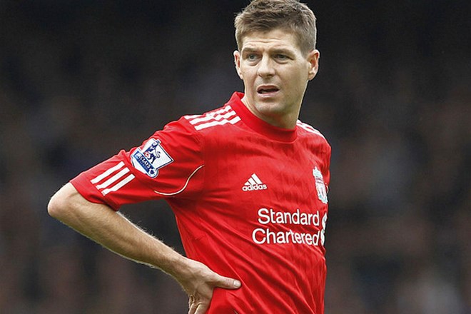 Steven Gerrard se boji, da bo bogato kariero zaključil brez naslova angleškega prvaka.