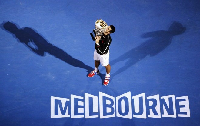 V moški konkurenci je lani v finalu Novak Đoković po več urnem boju ugnal Rafaela Nadala.