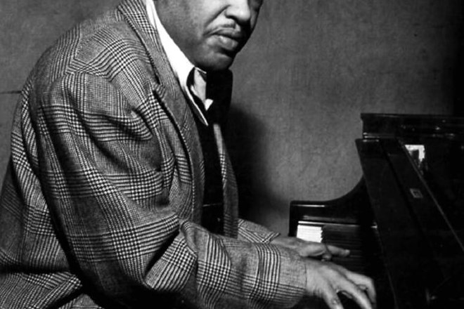 Eden največjih jazz skladateljev in pianistov Edward Kennedy »Duke« Ellington je svoj orkester vodil več kot 50 let.