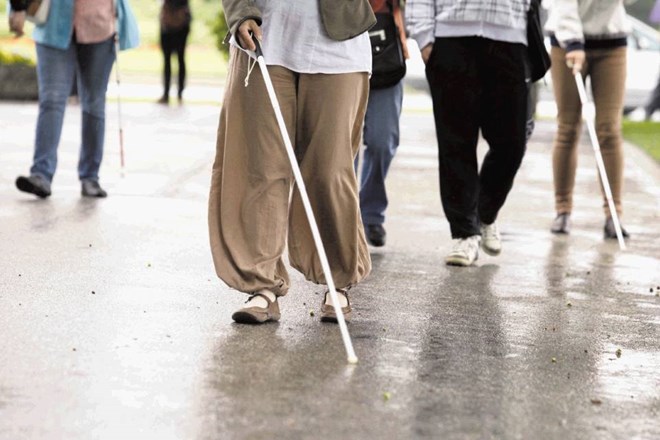 Slepi in slabovidni so najbolj razočarani, ko se pravilnega načrtovanja prostora  in njegove dostopnosti za invalide ne...