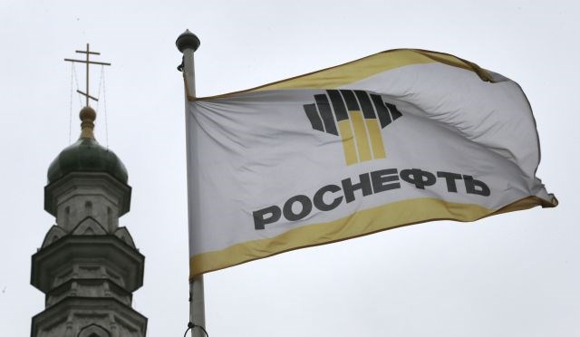 Rosneft s prevzemno ponudbo za britanski delež v TNK-BP