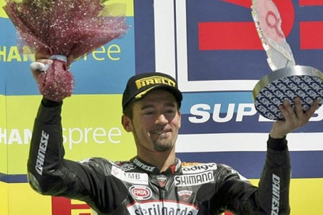Max Biaggi je kariero končal z naslovom prvaka v razredu Superbike.