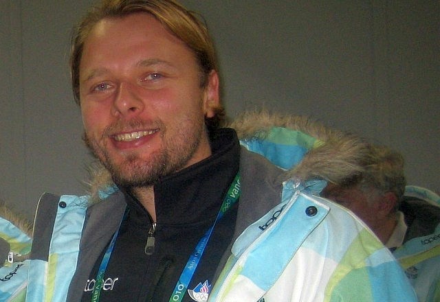Matej Juhart bo z avstrijsko ekipo sodeloval v svetovnem pokalu v bobu. 