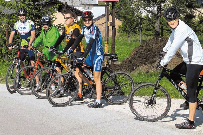 Medtem ko je v Posočju veliko urejenih poti za gorske in druge izkušene kolesarje, pa primanjkuje lažjih poti po dolini. 