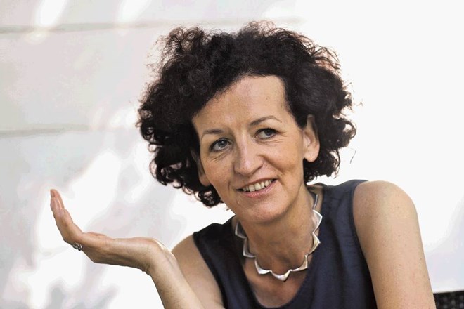Slovensko-avstrijska književnica in dramaturginja Maja Haderlap je z romanesknim prvencem v nemščini Angel pozabe (2011)...