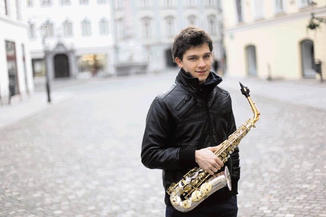 »Všeč mi je francoska saksofonska šola, saj mi je estetsko najbližja,« pravi saksofonist Jan Gričar. 