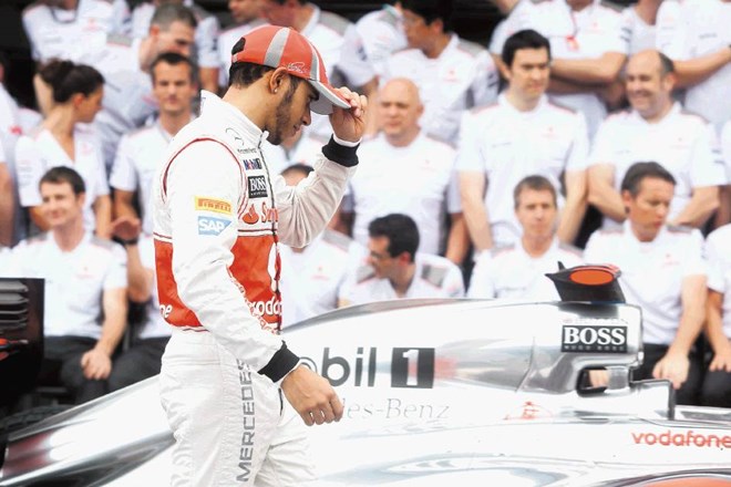 Lewis Hamilton se je po koncu minule sezone poslovil od McLarna in se preselil k Mercedesu. 