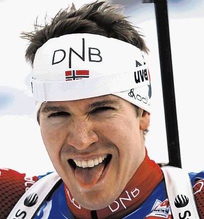 Norvežan Emil Hegle Svendsen je osvojil zlate kolajne v vseh treh dosedanjih nastopih na svetovnem prvenstvu. 