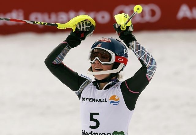 Svetovna prvakinja v slalomu je postala 17-letna Mikaela Shiffrin. (foto: Reuters) 