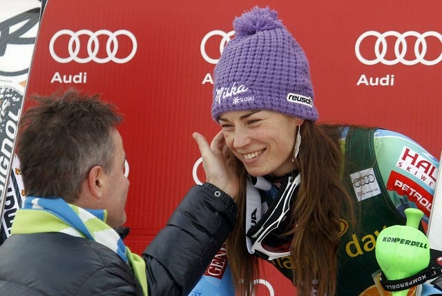 Predsednik SZS upa, da bodo odnosi med alpsko reprezentanco in ekipo Tine Maze boljši ter da po koncu njene kariere ta...