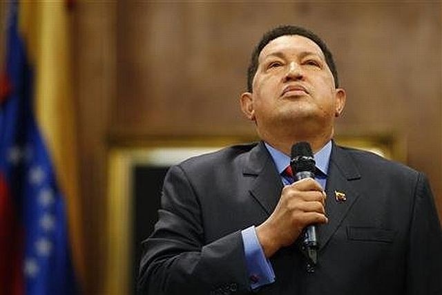 Hugo Chavez (foto: Reuters) 