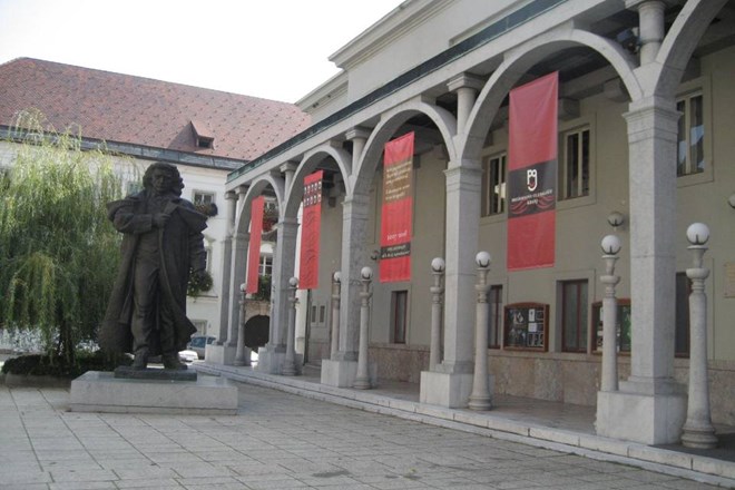 Prešernovo gledališče v Kranju.    