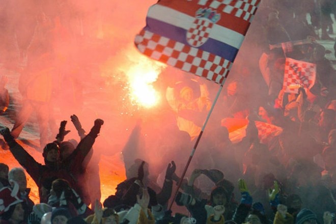 Srbske nogometaše na zagrebškem stadionu Maksimir čaka navijaški pekel. (Foto: Jaka Adamič) 