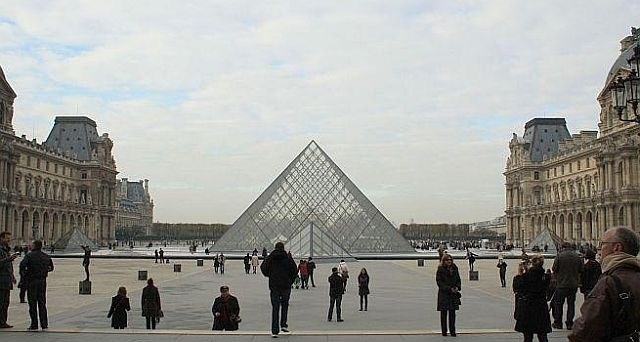 Louvre (foto: Ana Čefarin) 