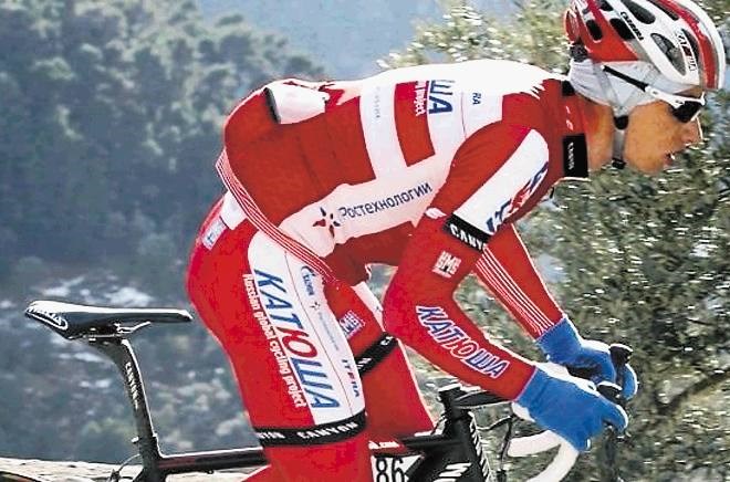 Simon Špilak kljub izjemnemu nizu na uvodnih etapnih dirkah še ne ve, ali se bo vrnil na italijanski Giro. Z ogledalom na...