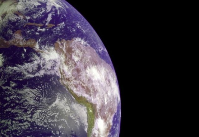 Svetovni dan Zemlje letos poteka pod sloganom Obrazi podnebnih sprememb. (Foto: Nasa) 