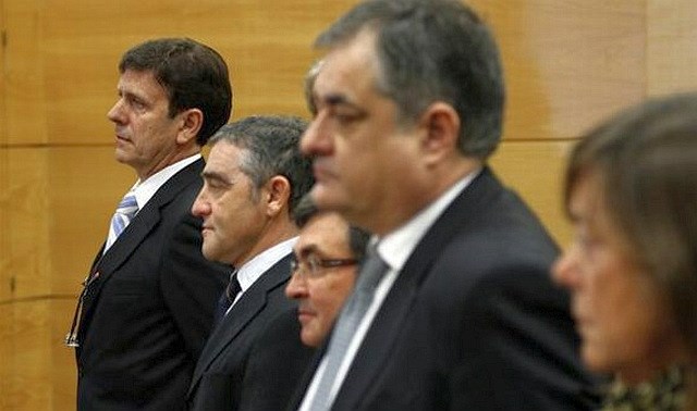 Eufemiano Fuentes (levo) je bil obsojen na enoletno zaporno kazen. (Foto: Reuters) 