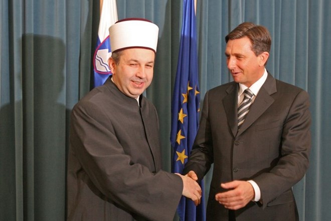 Mufti Islamske skupnosti v Sloveniji Nedžad Grabus in predsednik vlade Borut Pahor (Foto: Luka Cjuha) 