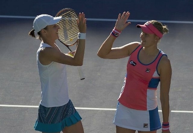 Katarina Srebotnik in Nadja Petrova sta pred Wimbledonom v dobri formi. (Foto: news.cn) 