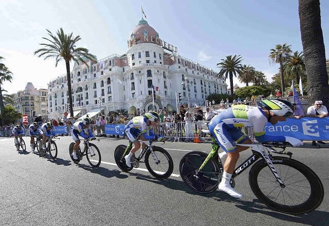 Kolesarji avstralske ekipe Orica GrenEdge so bili najhitrejši v ekipnem kronometru 4. etape v Nici. (Foto: Reuters) 