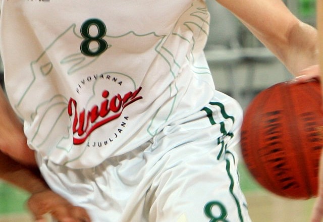Poslovno leto 2012 je bilo za ljubljanski košarkarski klub v mnogih pogledih uspešno. (Slika je simbolična - foto: Tomaž...