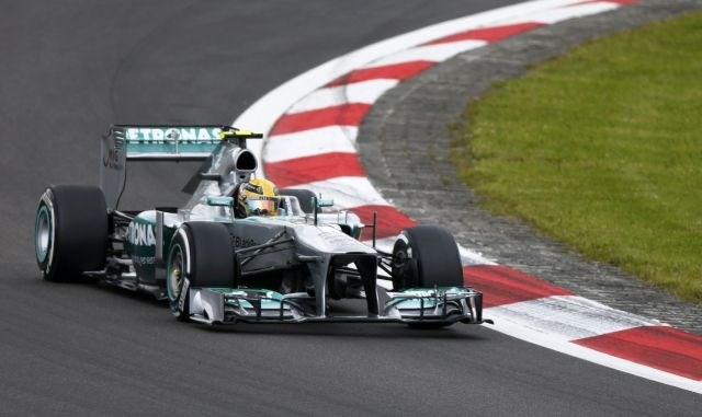 Hamilton dobil kvalifikacije na Nürburgringu