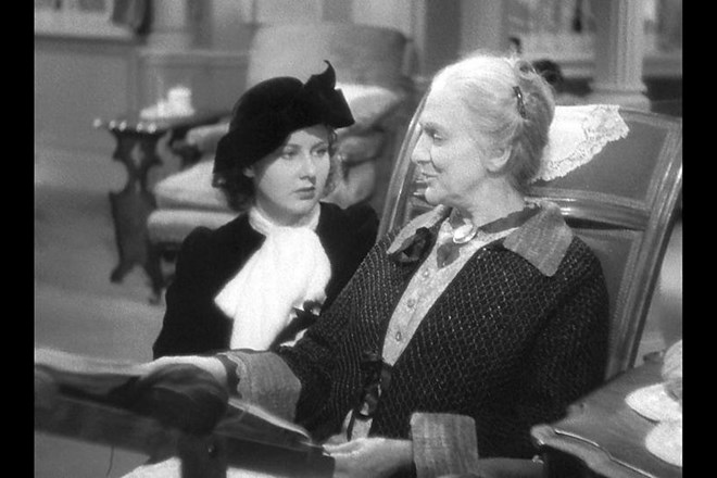 Film Lea McCareyja Za boljši jutri je iz leta 1937, vendar je s svojo zgodbo o starejšem paru, ki mu banka zaseže hišo in vse...