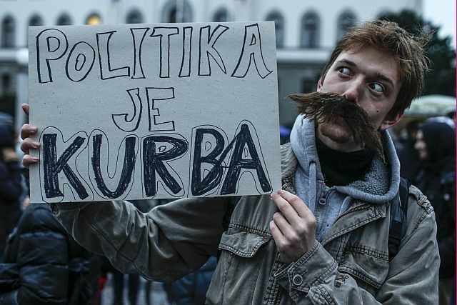Protest proti vladi konec oktobra v Mariboru in Ljubljani