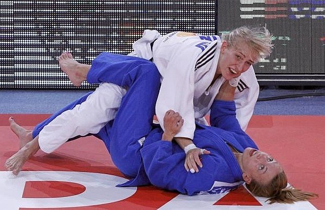 Belgijska judoistka Charline Van Snick (v modrem) je bila na svetovnem prvenstvu v Braziliji pozitivna na kokain. (Foto:...