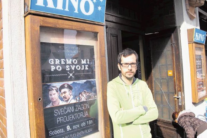 Samo Seničar, programski vodja društva Filter, ki je leta 2004 prevzelo  Mestni kino Metropol. 