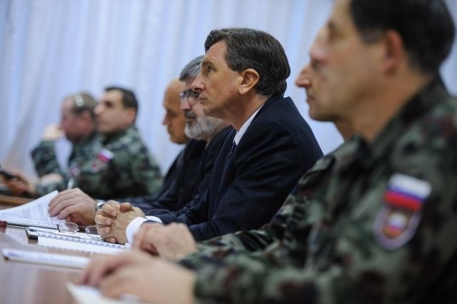 Pahor: Vojaki na misijah v tujini so pomemben ambasador mednarodnega miru in naše države (video)