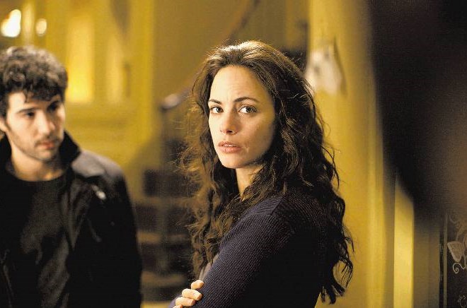 Preteklost iranskega režiserja Asgharja Farhadija je film, v katerem si vsi vse povedo, a nikoli pravočasno – a tudi tedaj,...