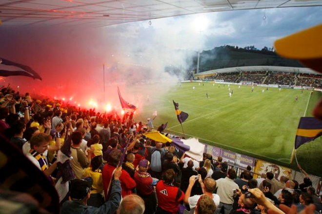 Nogometaši Maribora se lahko nadejajo bučne podpore s tribun. (Foto: Bojan Velikonja) 
