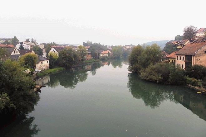 Prihodnja tri leta bo na reki Krki v Novem mestu veljal spremenjen plovni režim. 