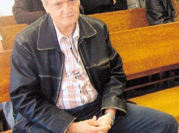 Eden najbolj znanih slovenskih goljufov Drago Funkel, ki je konec leta 2011 po pravnomočni obsodbi na več kot osem let zapora...