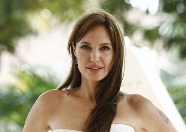 Angelina Jolie: Nikoli si nisem mislila, da bom zaljubljena in imela otroke