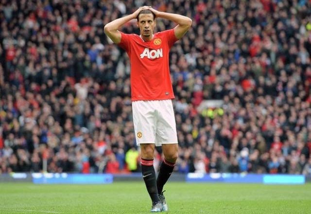 Rio Ferdinand se po 12 letih poslavlja od Manchester Uniteda. (foto: Reuters) 