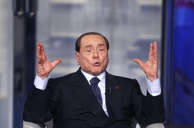 Berlusconi: Bil bi tako dober papež kot Frančišek 