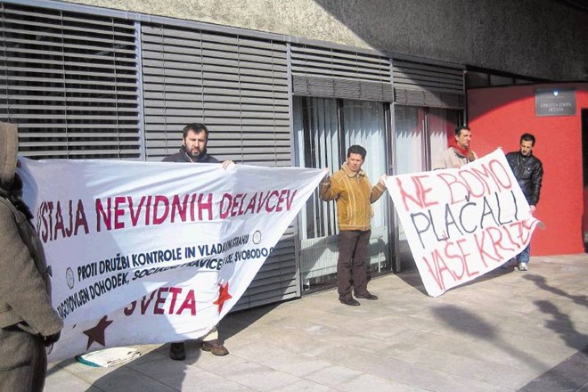 Protestni shodi  nekdanjih delavcev Gratima v Sežani niso rodili sadov. 