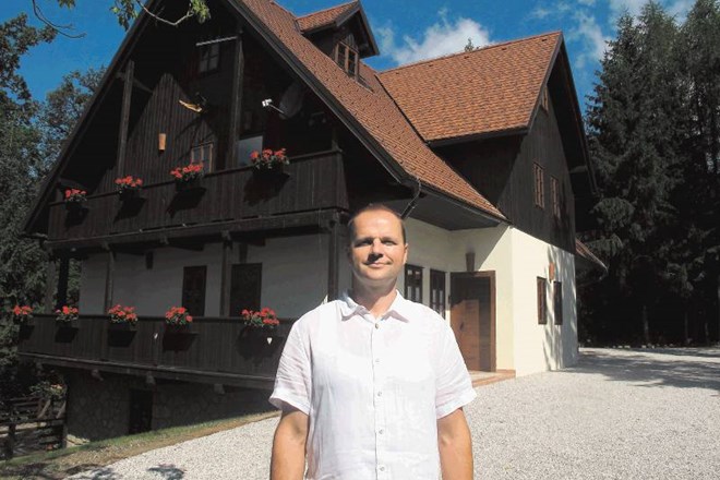 Na domačiji svojih prednikov je Janko Zupanec odprl turistično kmetijo, na kateri se bodo gosti razvajali z doma pridelano...