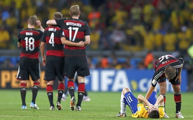 Nemci so v polfinalu s kar 7:1 ugnali Brazilce, v finalu pa jih čaka zmagovalec dvoboja med Nizozemsko in Argentino. (Foto:...