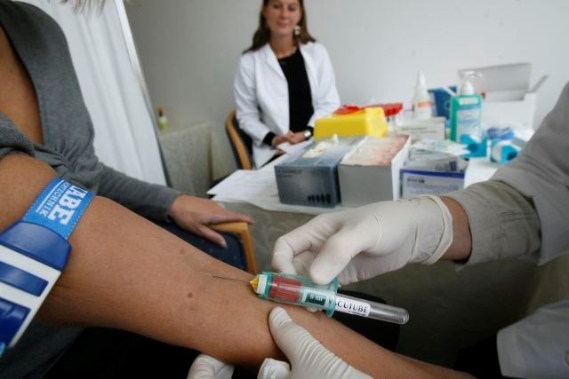 Hepatitis C je ozdravljiva bolezen, zato naj se ljudje testirajo