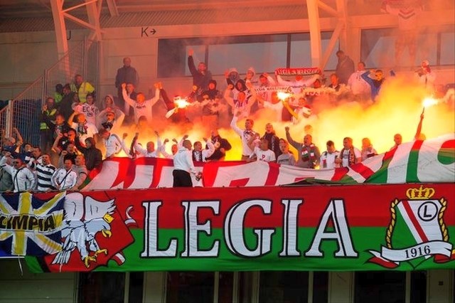 Navijači Legie so kljub zmagi s 6:1 proti Celticu ostali brez upanja na ligo prvakov. (Foto: Reuters) 