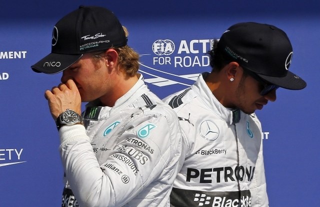 Mercedesova dirkača sta v vse bolj hladnih odnosih. (Foto: Retuers) 